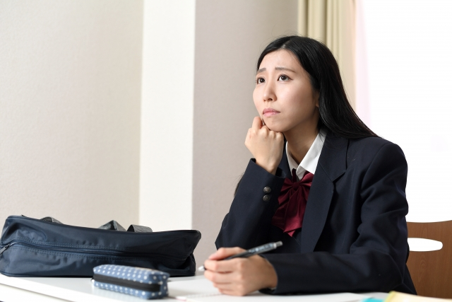 不登校中に勉強しないと、なぜ不安になるの？